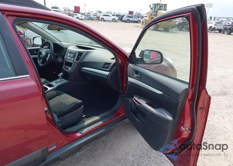 2014 Subaru Outback 2.5I z USA, uszkodzony, nr VIN 4S4BRBAC6E3296212